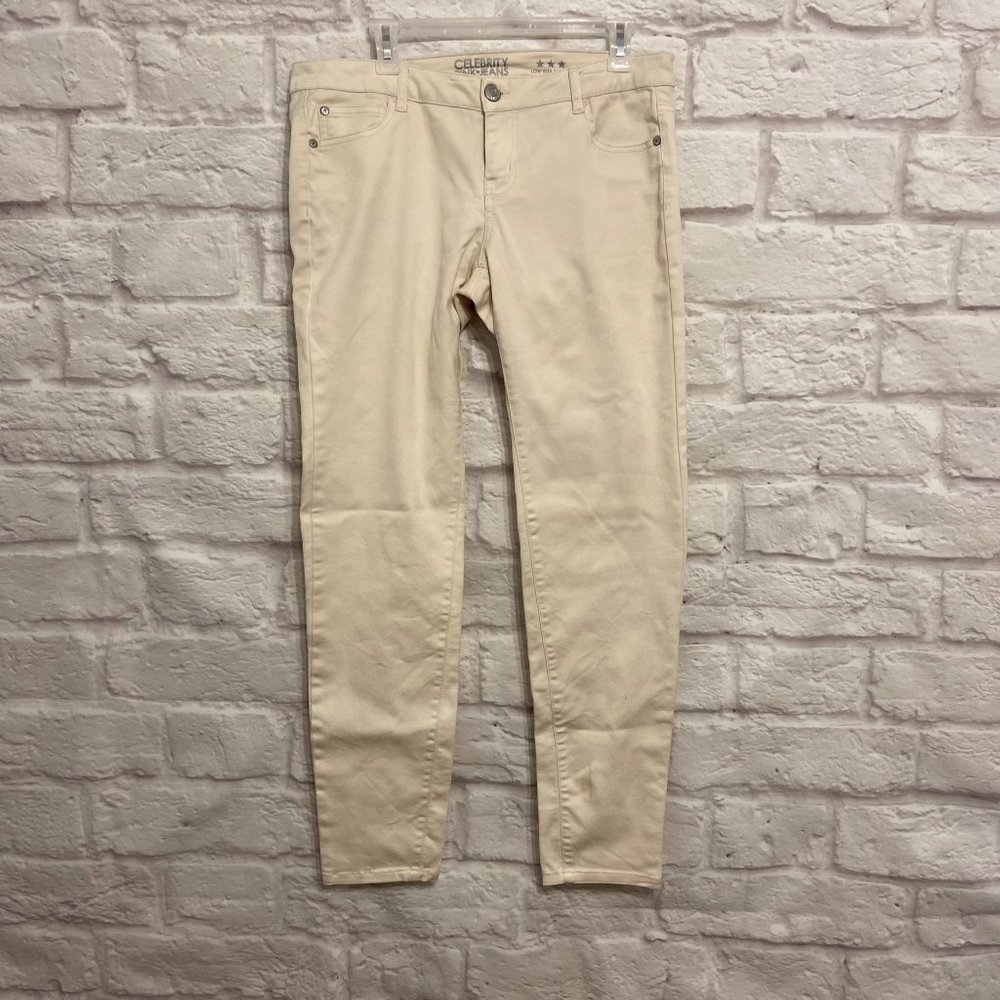 CELEBRITY PINK JEANS Womens 11 Low Rise Skinny Stretchy Five Pocket Pinkish Tint